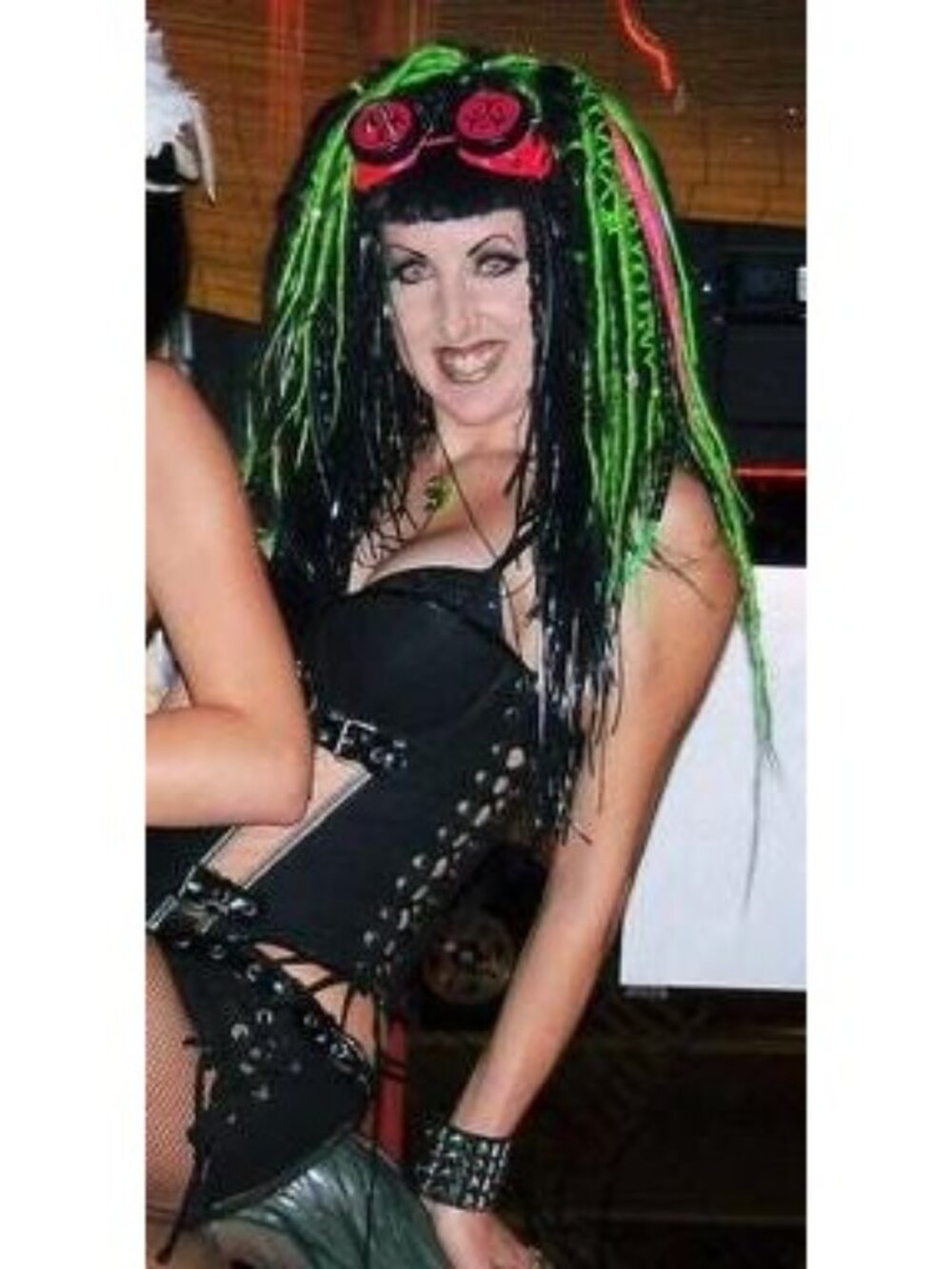 Single Green & Black Dread Falls rexlace tubing beads hair extensions dreads - Picture 11 of 16